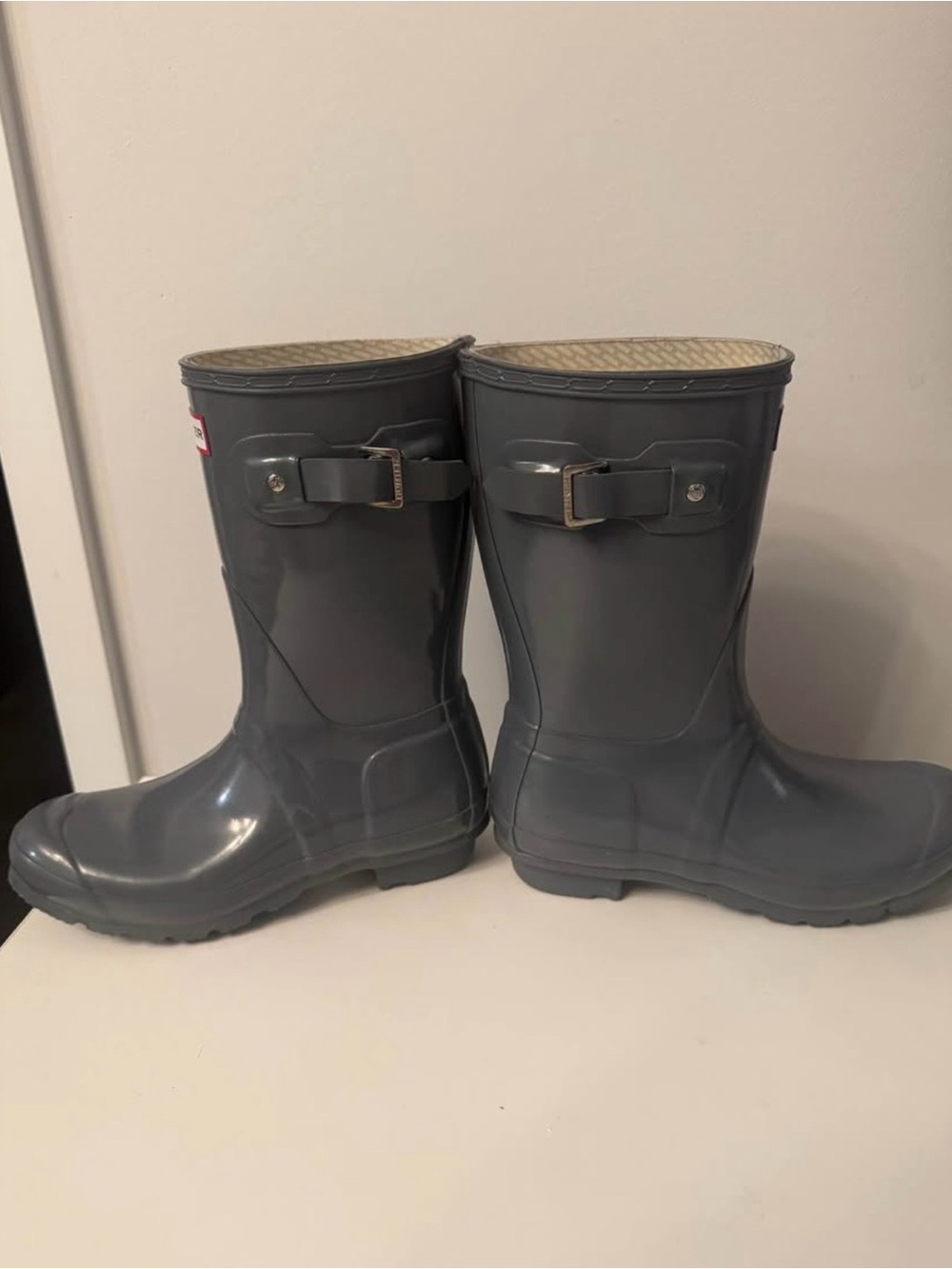 Hunter Original Short Rain Boots Gray + Knit Cuff Socks | Women’s Size 8 - Picture 4 of 6